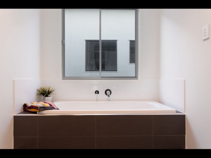 125 Graceville Avenue, Graceville QLD 4075