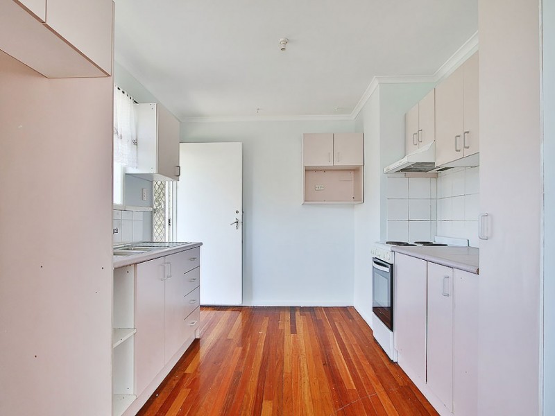 20 Duncan St, Riverview QLD 4303