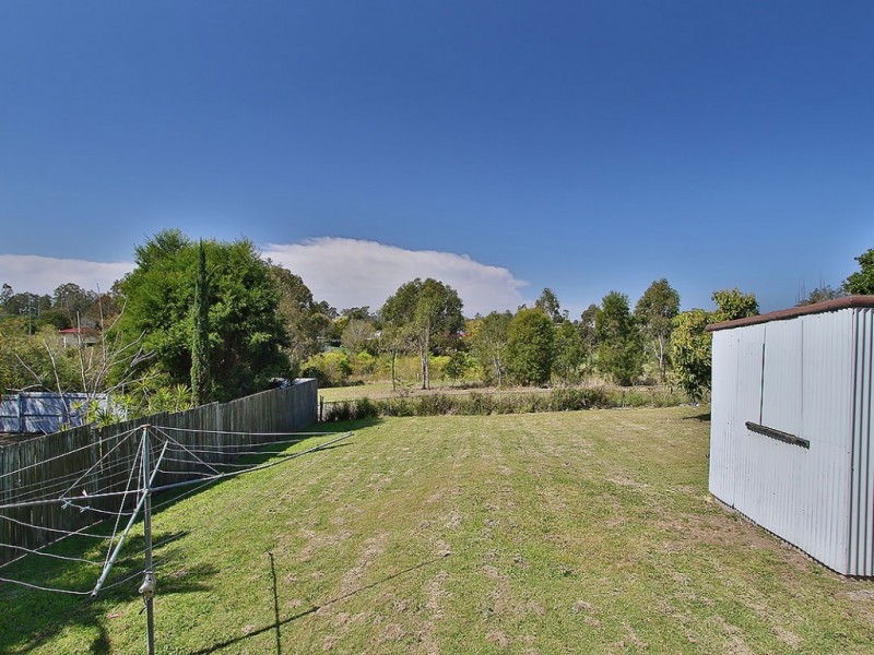 20 Duncan St, Riverview QLD 4303