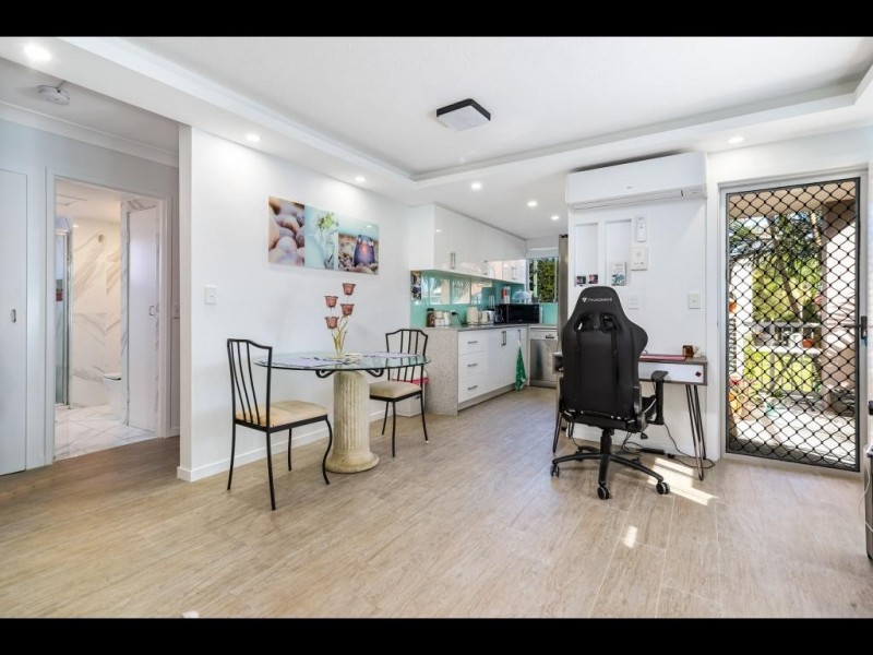 4/49 Brighton Street, Biggera Waters QLD 4216