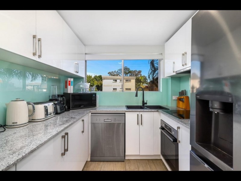 4/49 Brighton Street, Biggera Waters QLD 4216