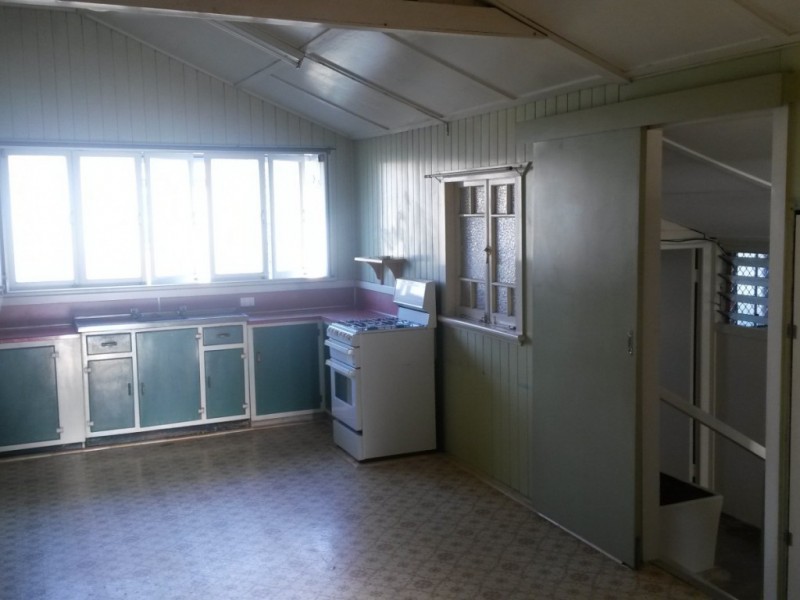 56 Beatrice Street, Walkervale QLD 4670