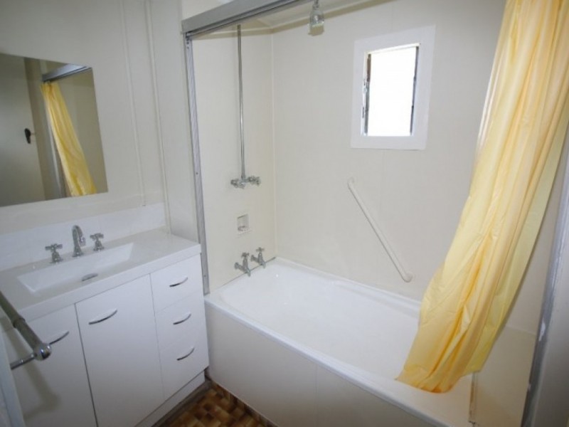 56 Beatrice Street, Walkervale QLD 4670