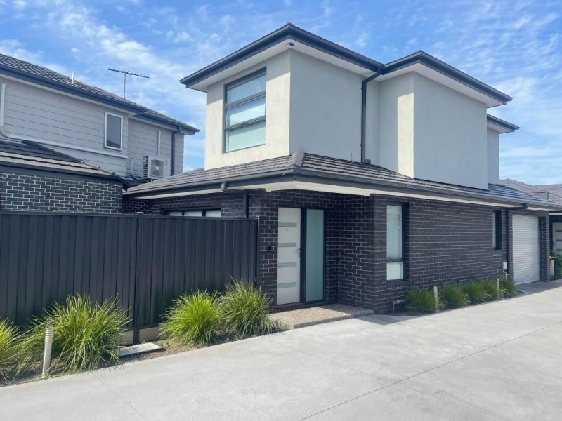 4/6 Birch Avenue, Tullamarine VIC 3043