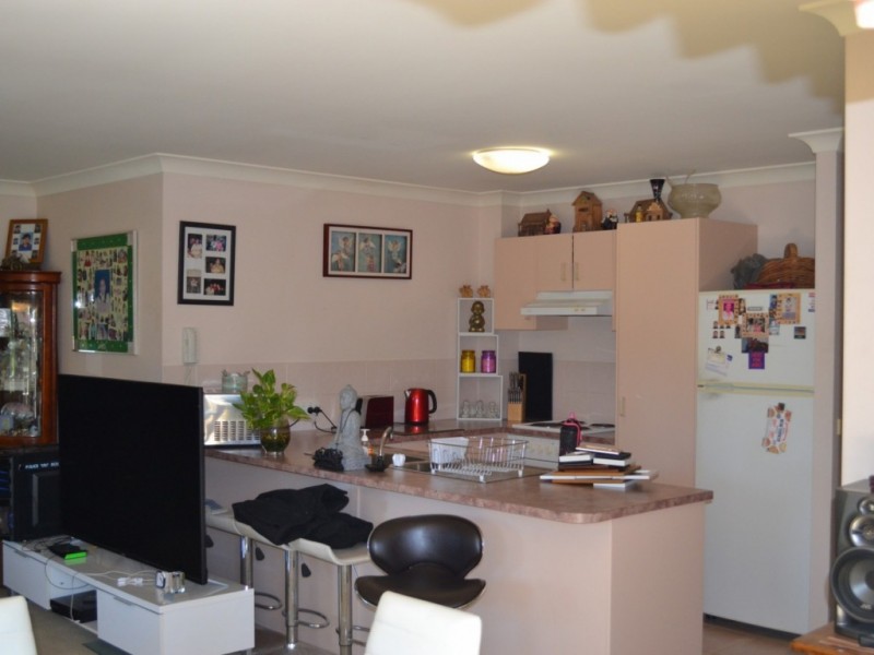 8/35 Denmans Camp Road, Torquay QLD 4655
