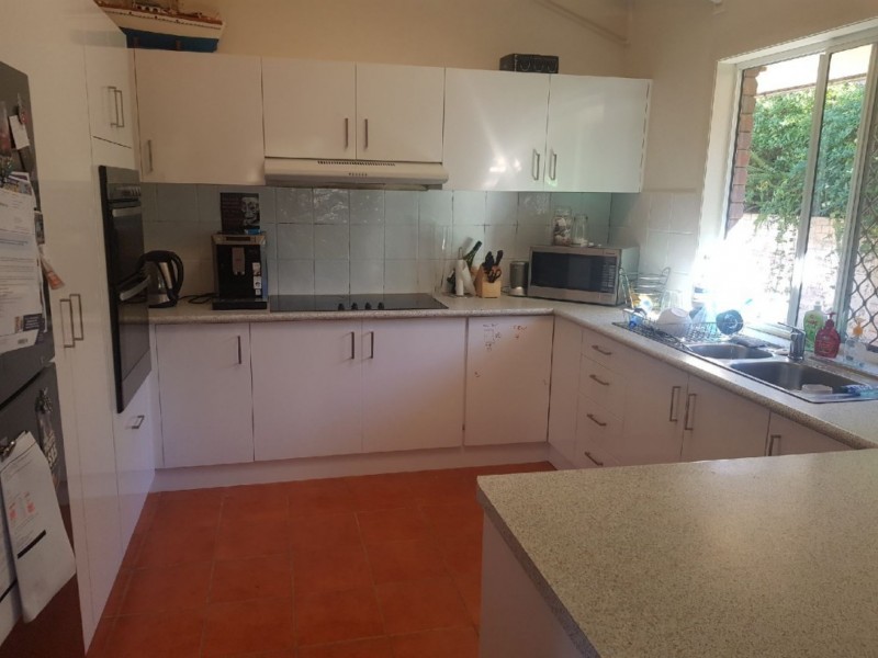 36 Bronzewing Close, Elanora QLD 4221
