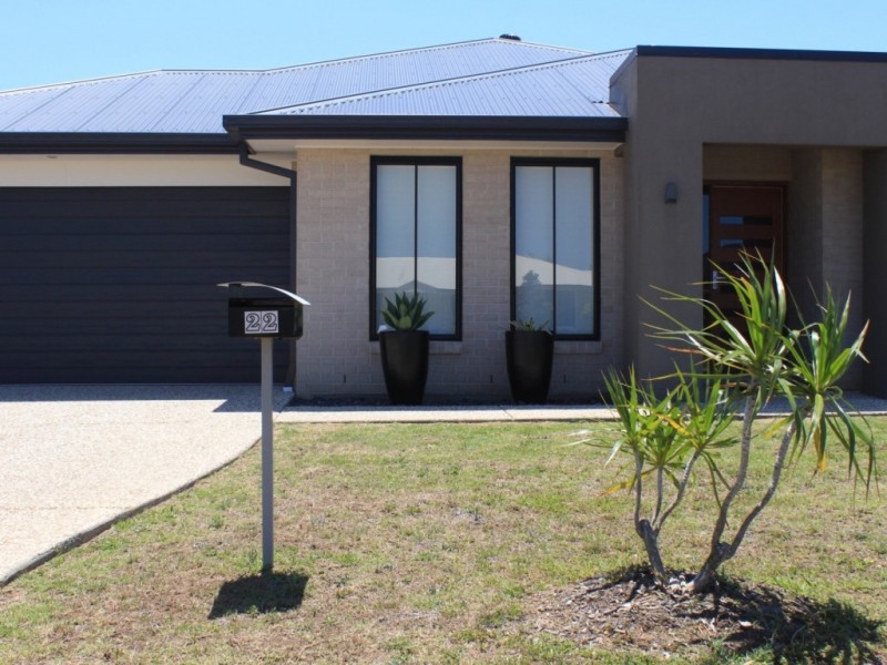 22 Kay Avenue, Bli Bli QLD 4560