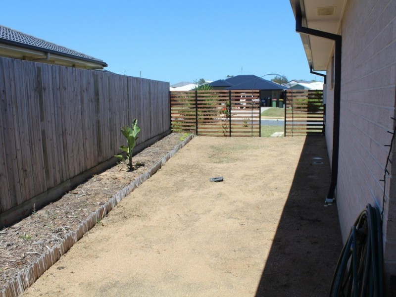 22 Kay Avenue, Bli Bli QLD 4560