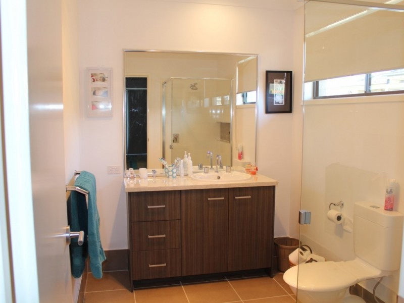 22 Kay Avenue, Bli Bli QLD 4560