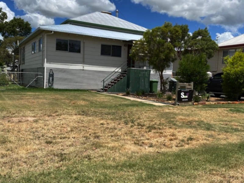 78 Hawthorne Street, Roma QLD 4455