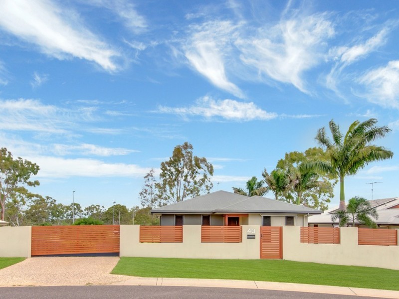 40 Golf View Drive, Boyne Island QLD 4680
