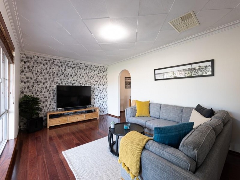 71 Vellgrove Avenue, Parkwood WA 6147