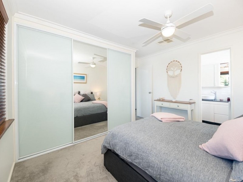 71 Vellgrove Avenue, Parkwood WA 6147