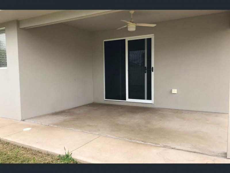 30 Newman Drive, Emerald QLD 4720