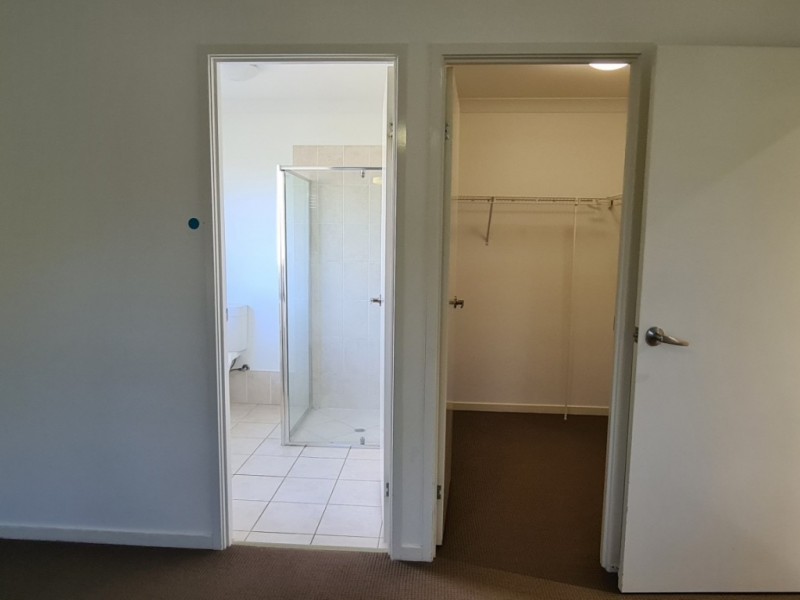 30 Newman Drive, Emerald QLD 4720