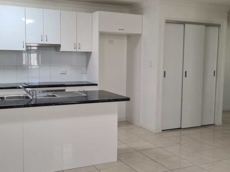 30 Newman Drive, Emerald QLD 4720