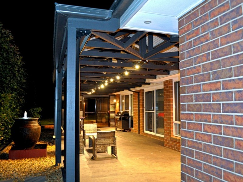 8 Midway Avenue, Newlands Arm VIC 3875