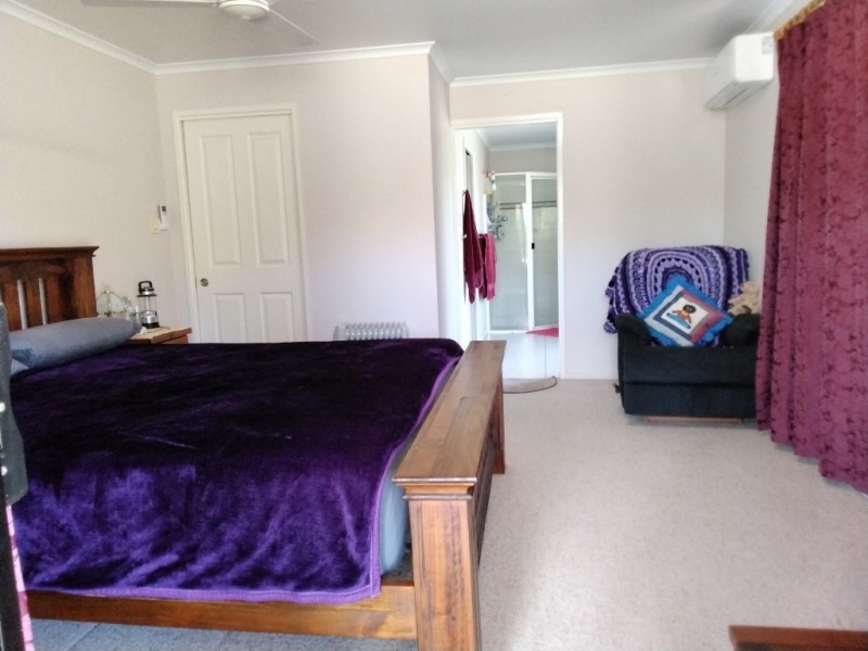 10 Nursery Road, Sarina Beach QLD 4737