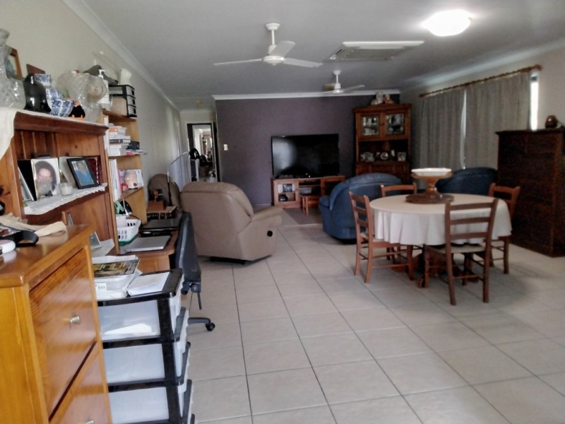 10 Nursery Road, Sarina Beach QLD 4737