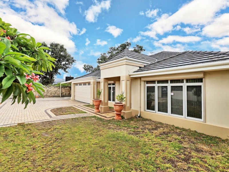 209 Hardey Road, Belmont WA 6104