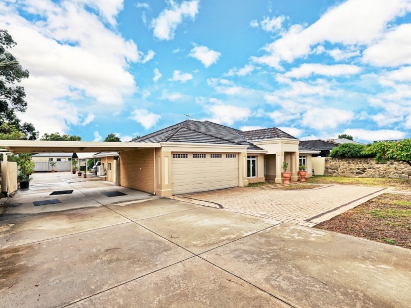 209 Hardey Road, Belmont WA 6104