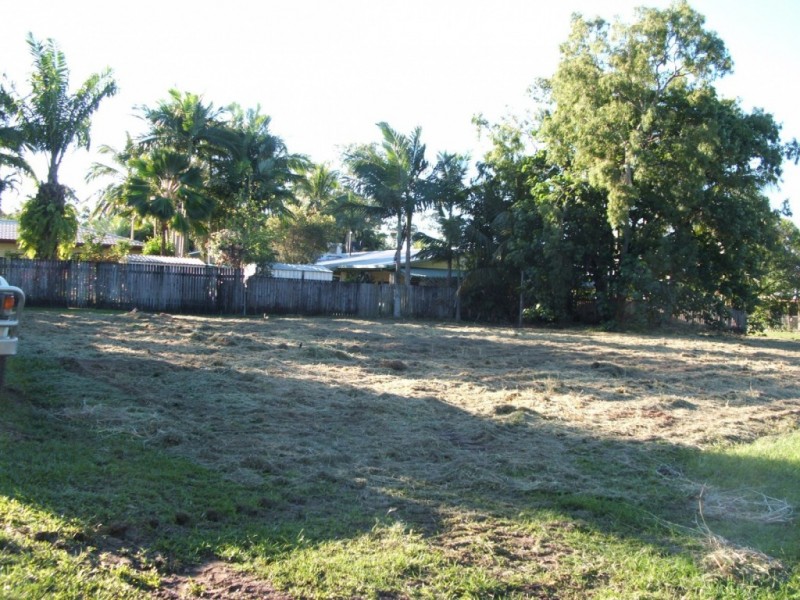 6-8 Hagen Close, Trinity Beach QLD 4879