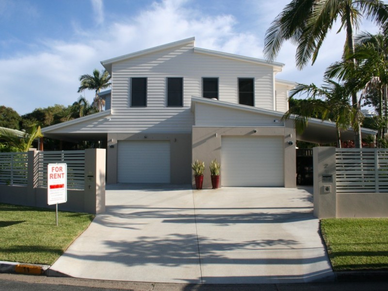 Labrador QLD 4215