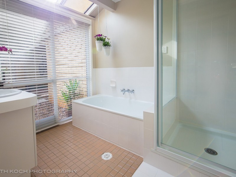 10 Lyndon Road, Capalaba QLD 4157