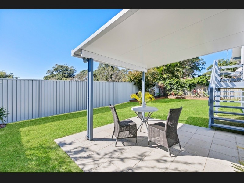 1/2 Glenray Ave, Caloundra QLD 4551