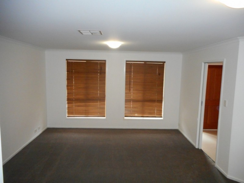 16 Lancelot Street, Blakeview SA 5114