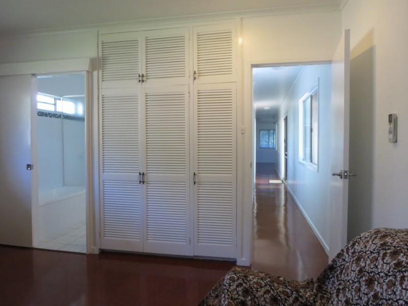 28 Stirling Street, Whitfield QLD 4870