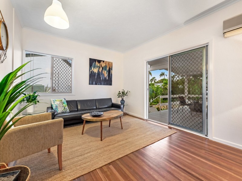 18 Yacht St, Clontarf QLD 4019