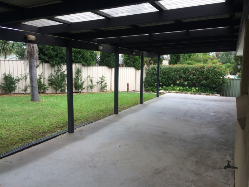 17 Benkari Avenue, Kariong NSW 2250