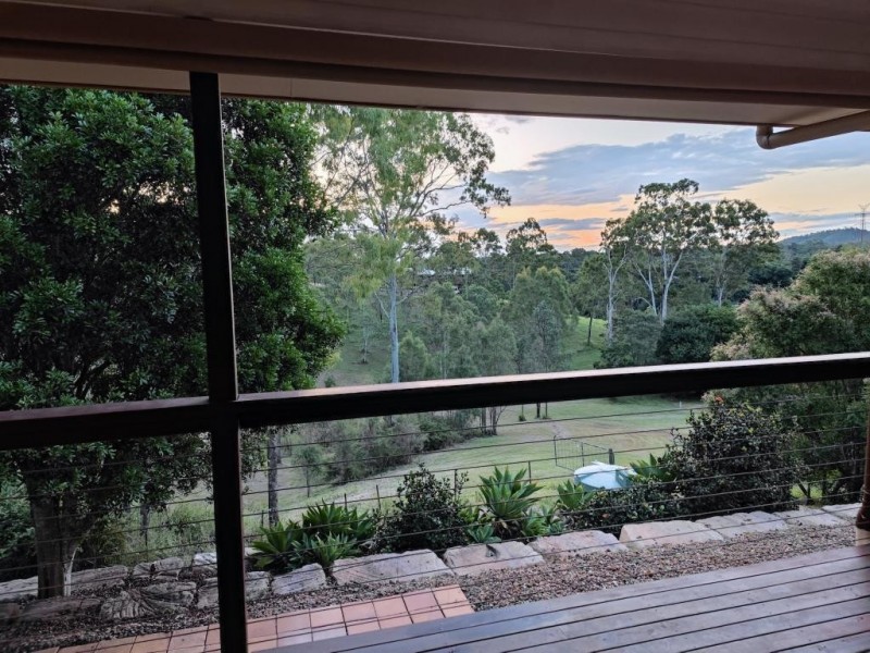 6-8 Lachlan Place, Karalee QLD 4306