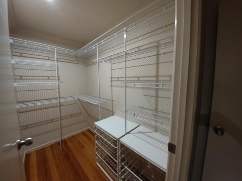 6-8 Lachlan Place, Karalee QLD 4306