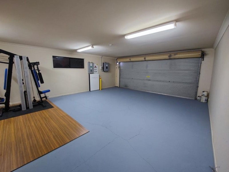 6-8 Lachlan Place, Karalee QLD 4306