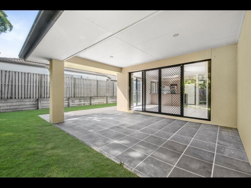 5 Kingsmill Circuit, Peregian Springs QLD 4573