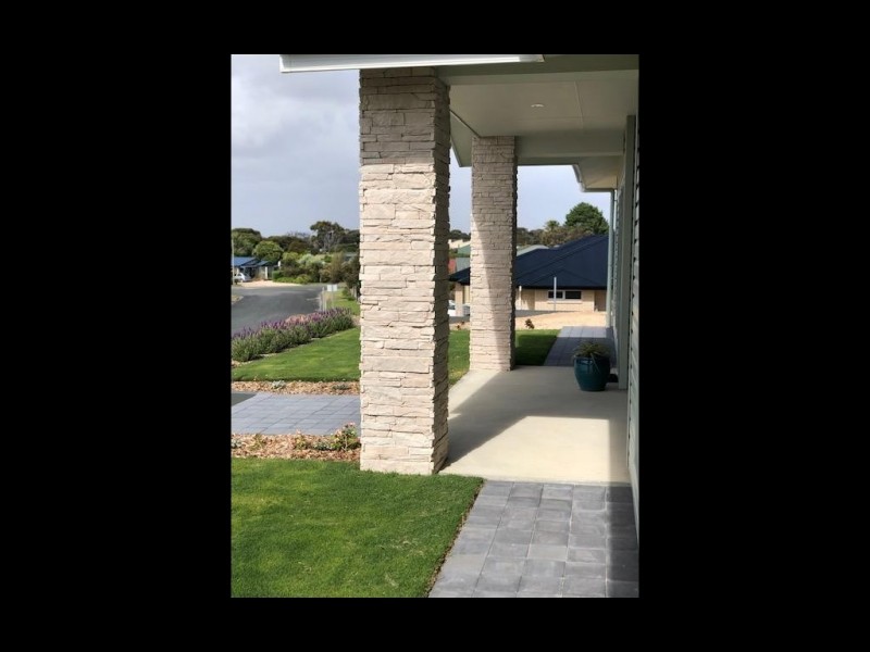 8 McFarlane Street, Meningie SA 5264