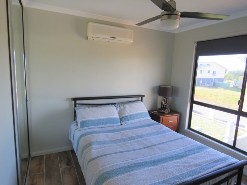 6 Roseric Crescent, Hideaway Bay QLD 4800