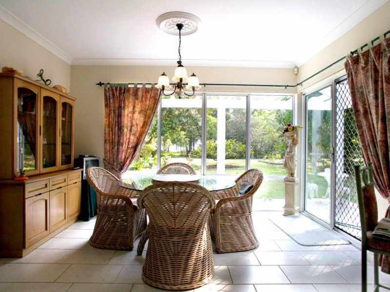 174 Kingfisher Parade, Toogoom QLD 4655