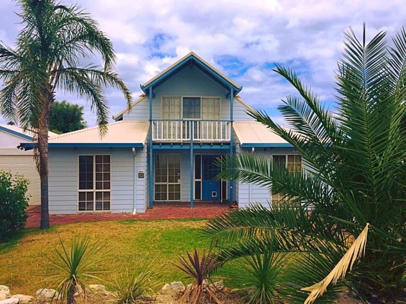 28 Karinga Road, San Remo WA 6210