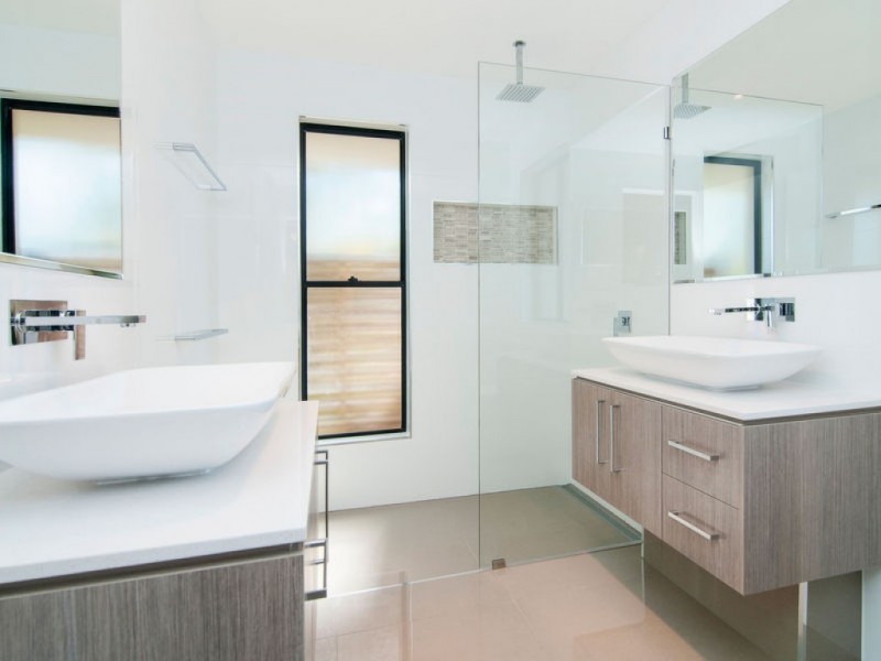 8 Robe Court, Helensvale QLD 4212