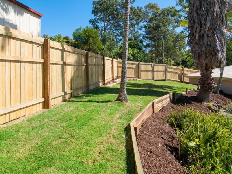 8 Robe Court, Helensvale QLD 4212