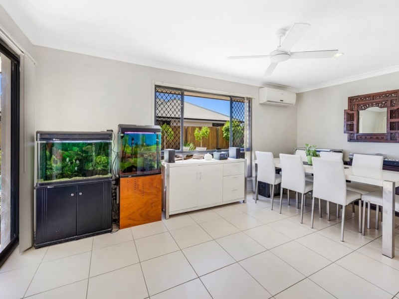 11 Carmen Court, Oxenford QLD 4210