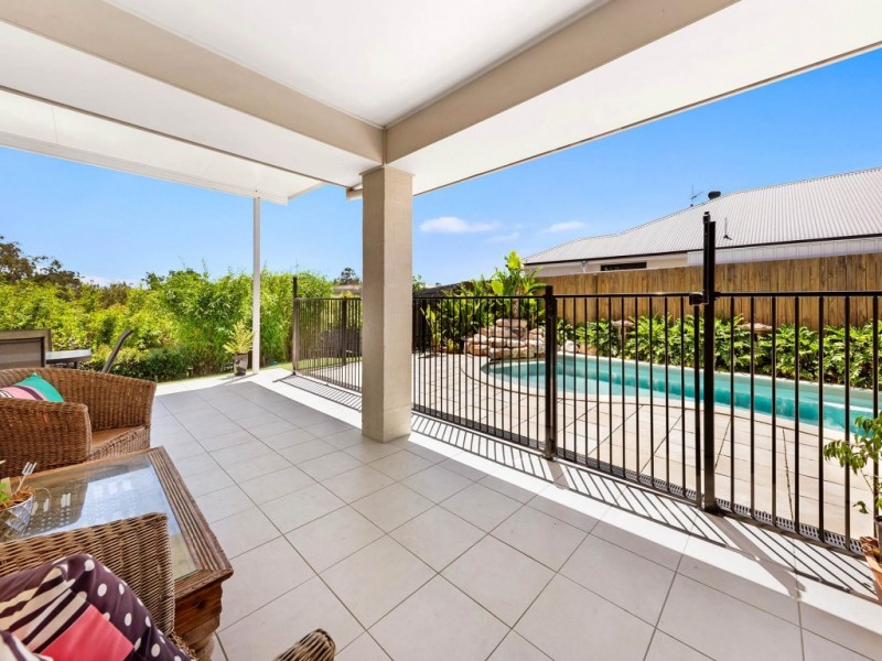 11 Carmen Court, Oxenford QLD 4210