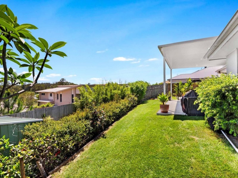 11 Carmen Court, Oxenford QLD 4210