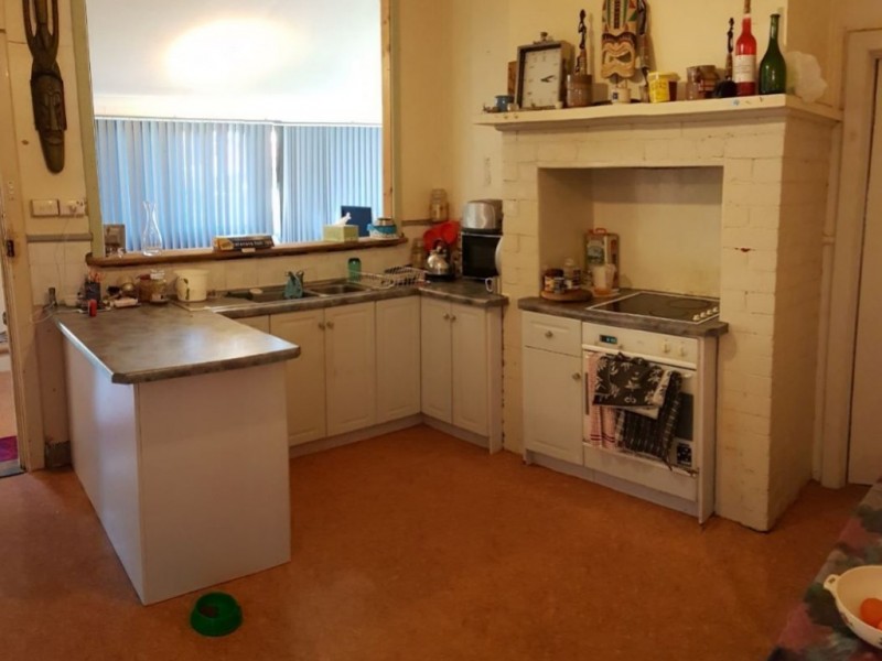 82 Endersbee Street, Merredin WA 6415