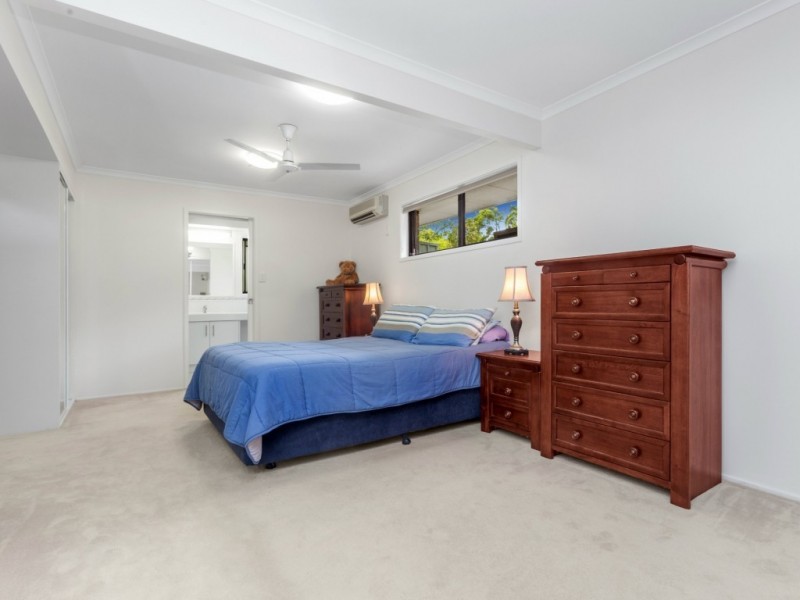 6 Oxley Circuit, Daisy Hill QLD 4127