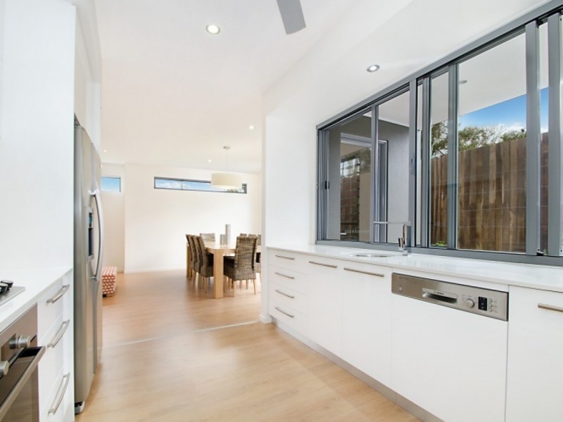 1/6 Second Avenue, Coolum Beach QLD 4573