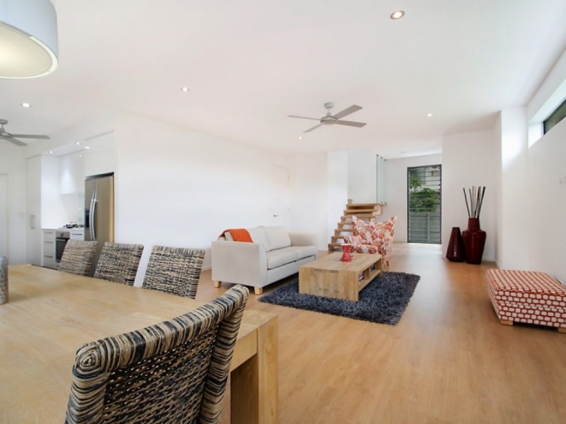 1/6 Second Avenue, Coolum Beach QLD 4573